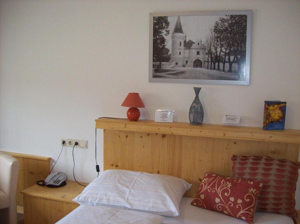 Hubertushof Fromwald Hotel Und Gasthof Bad Fischau Phòng bức ảnh